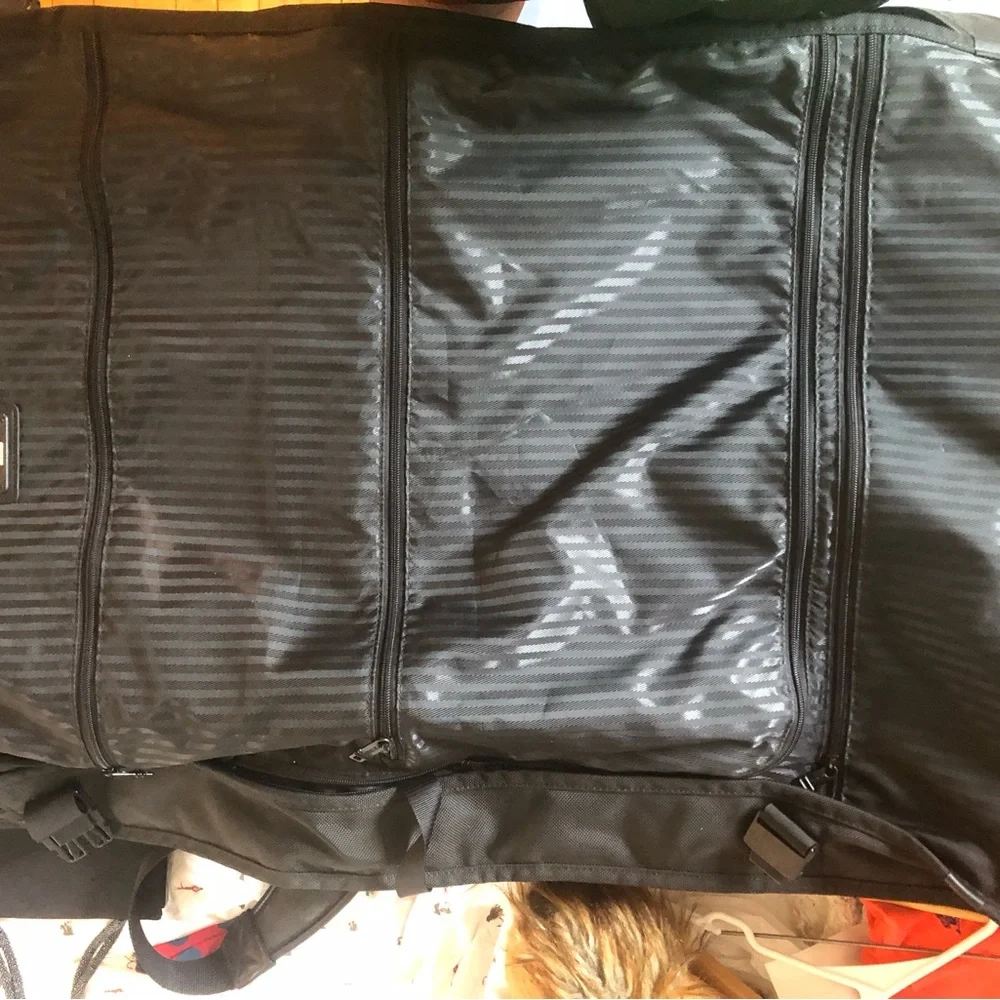 Tumi Black Men's Travel garment Bag - Classic Carry on